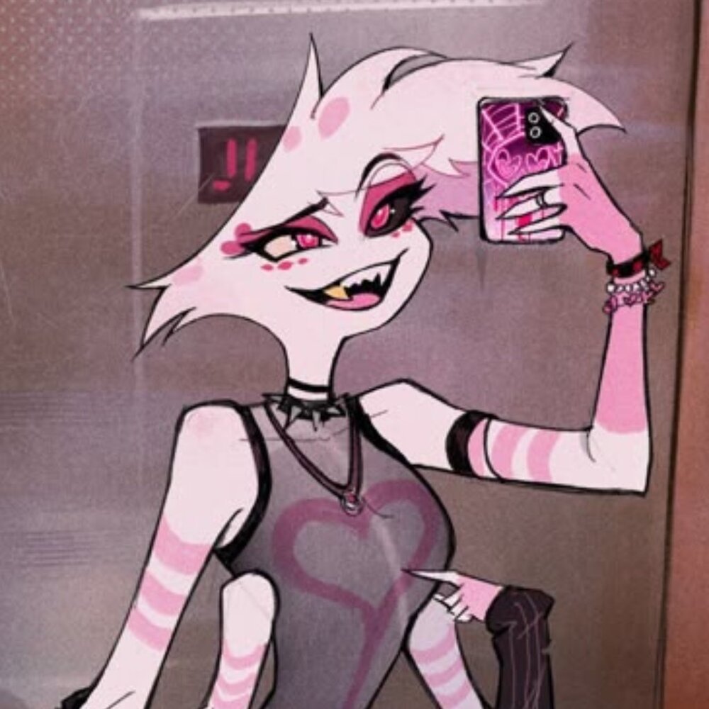 Meet your Posher, Daniella